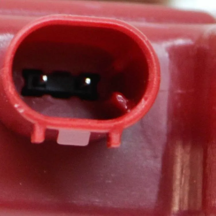 G02N/G06 задний левый отражатель