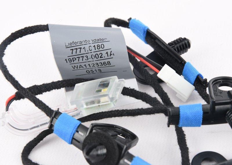 Подсветка ручки двери Л