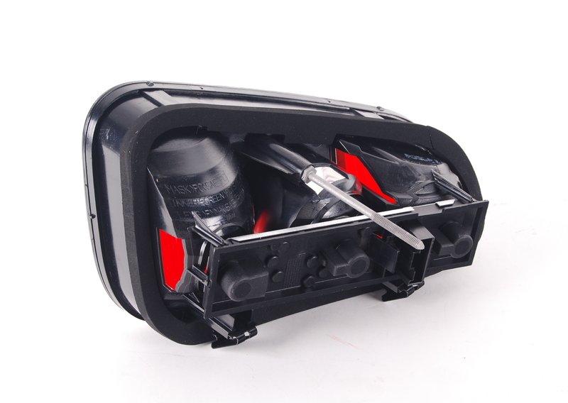 К-т доосн.блоком зад.фон,бел. указ.повор