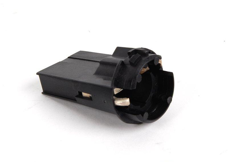 E34/E31 патрон лампы заднего фонаря