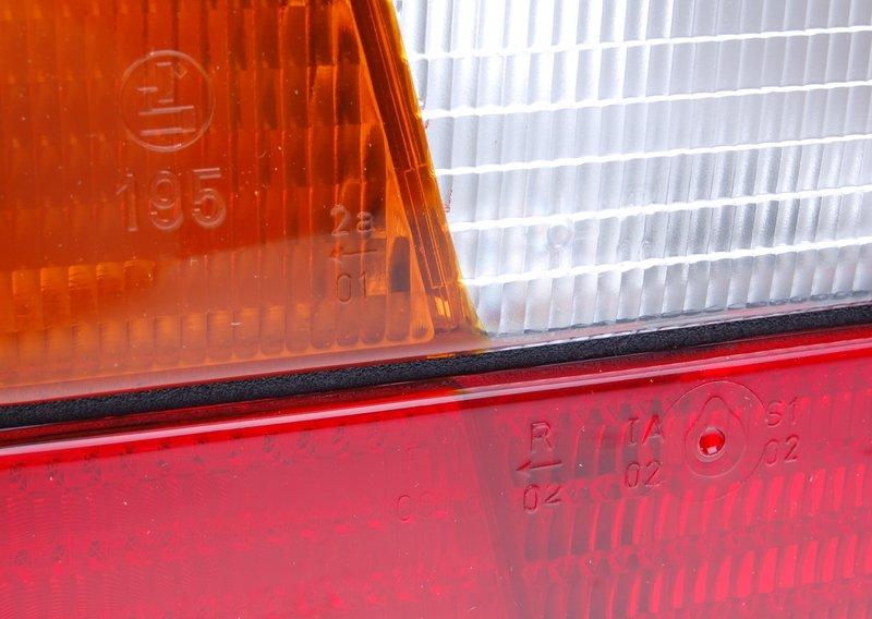 Блок задн.фонарей с противотум.фонарем Л