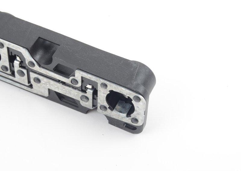 Держатель лампы блока задних фонарей П