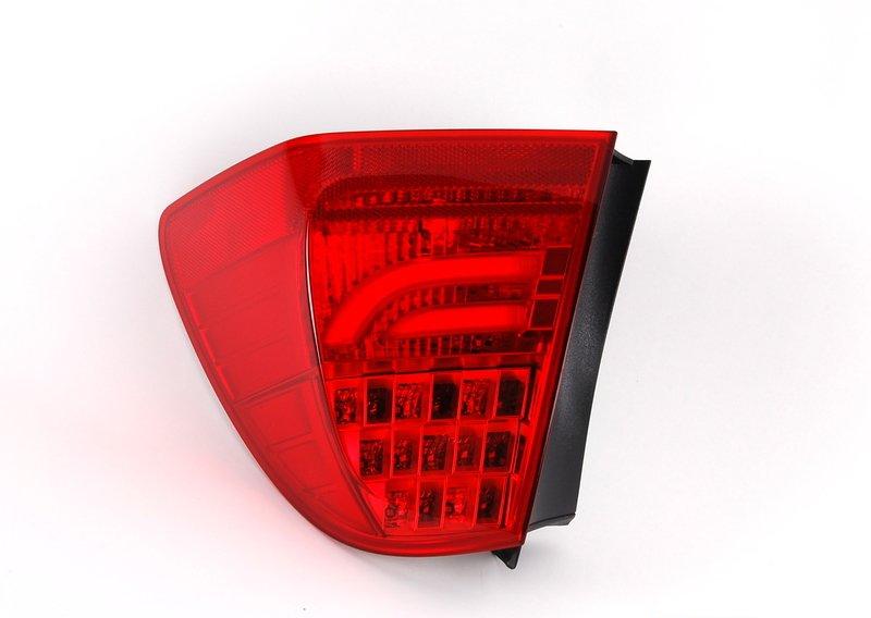 E91 фонарь зад правый LED