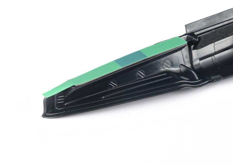 Накладка блока зад.фон.в крышке баг.Л