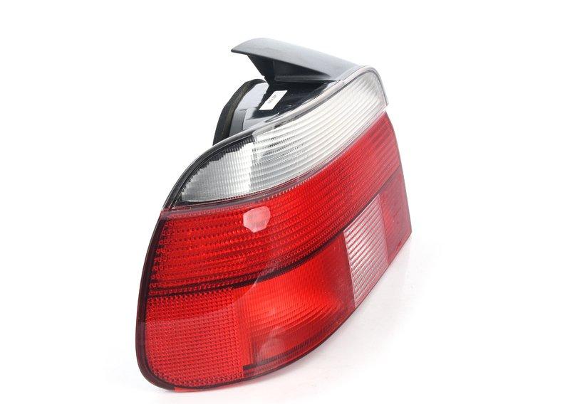 Блок задних фонарей Л, указ.повор.белый