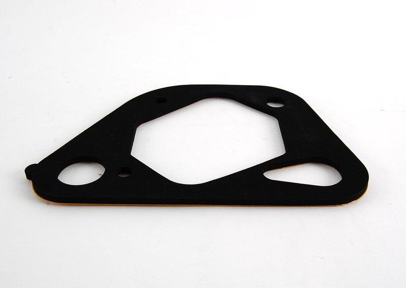 E39 уплотнитель левого фонаря