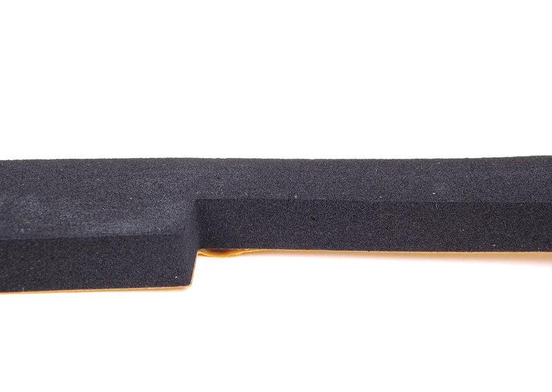 Уплотнитель блока задних фонарей Л R50  R53