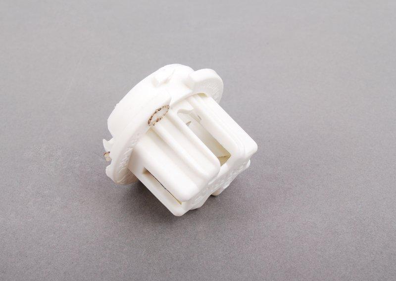 Патрон лампы   E65 / E66 / E67 /  E83 / E53 / E70