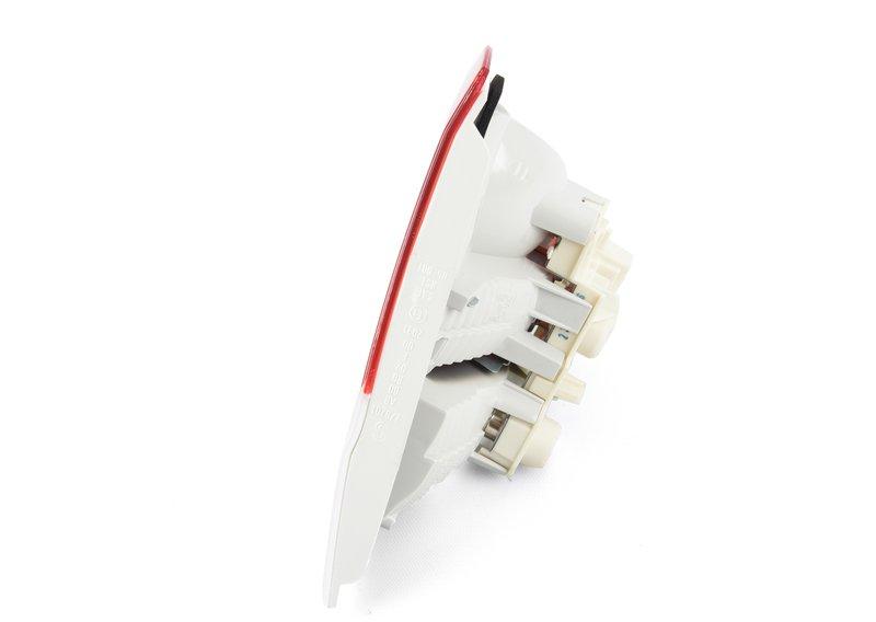 Блок задних фонарей на багажной двери Л