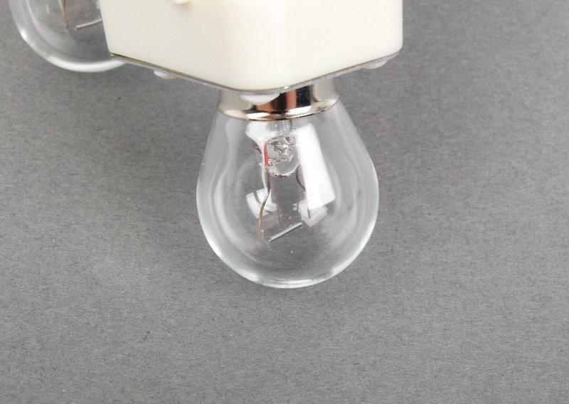 Держ.лампы в блоке зад.фон.в крыле П