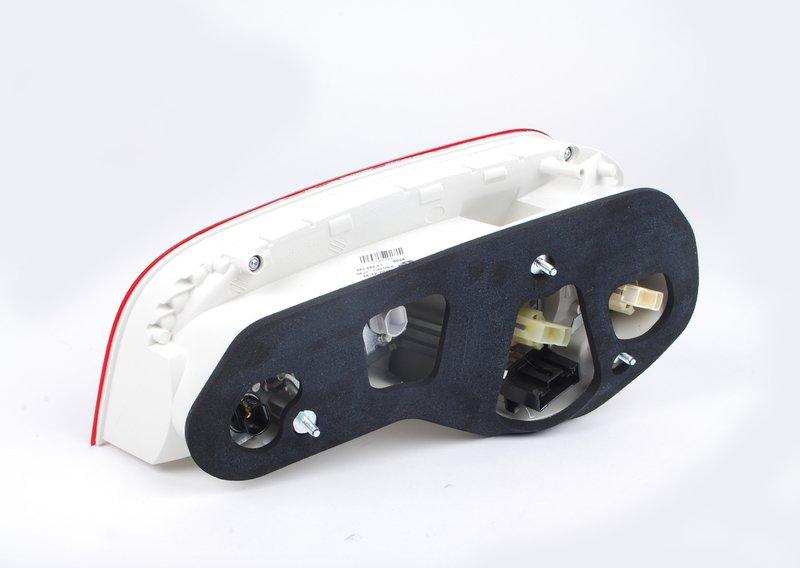 Блок задних фонарей Л