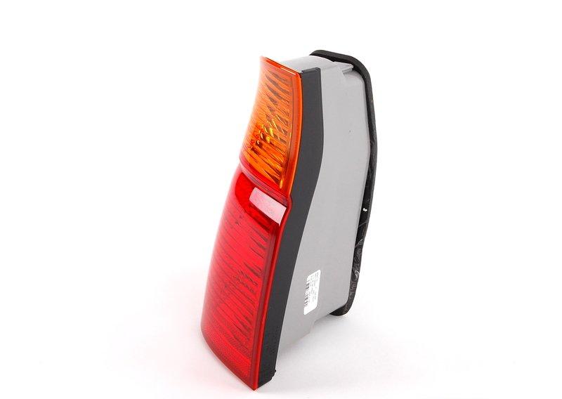 Блок задних фонарей на крыле Л