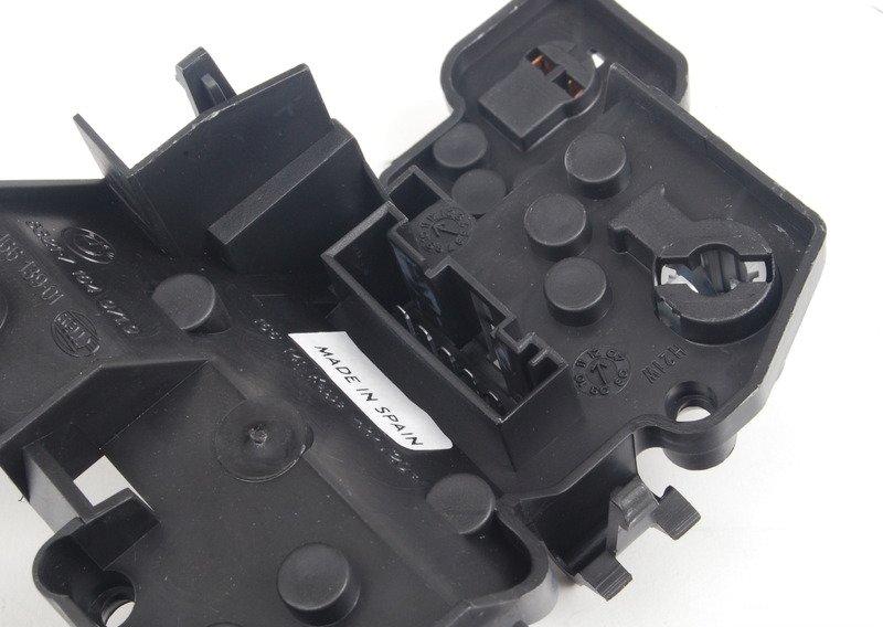 Кожух фары Л