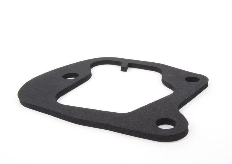 Уплотнитель блока фонарей на крыле П