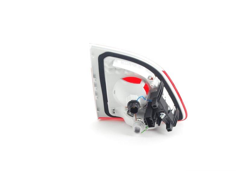 Блок задних фонарей на багажной двери П