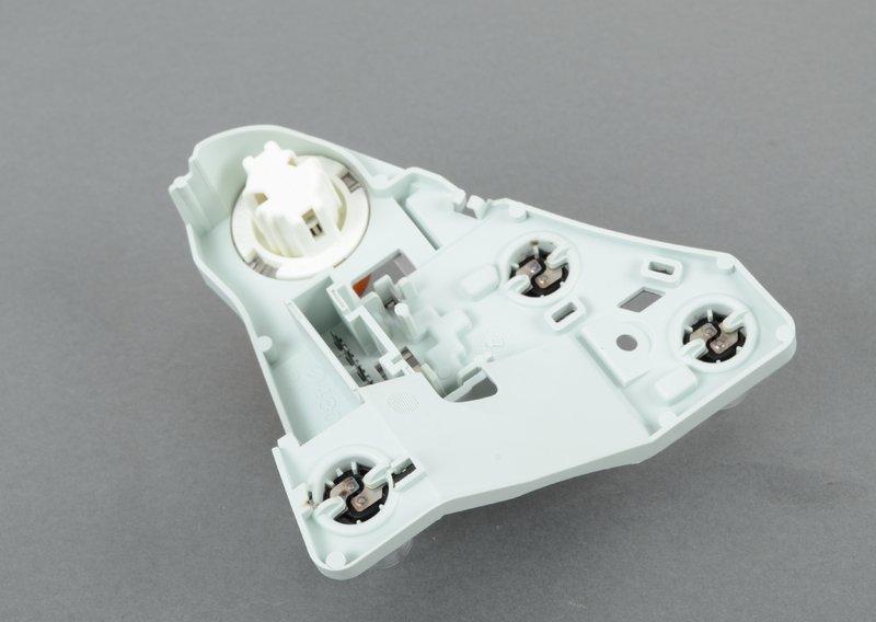 Держ.лампы в блоке зад.фон.в крыле Л