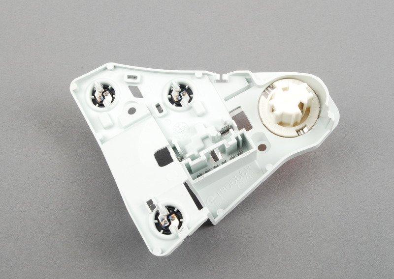 Держ.лампы в блоке зад.фон.в крыле П