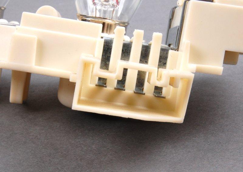 Держ.лампы в блоке зад.фон.в кр.багажн.П