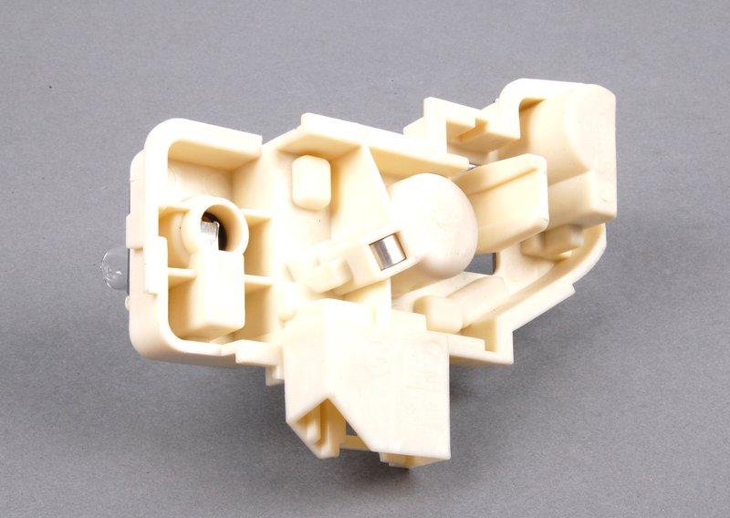 Держ.лампы в блоке зад.фон.в кр.багажн.П