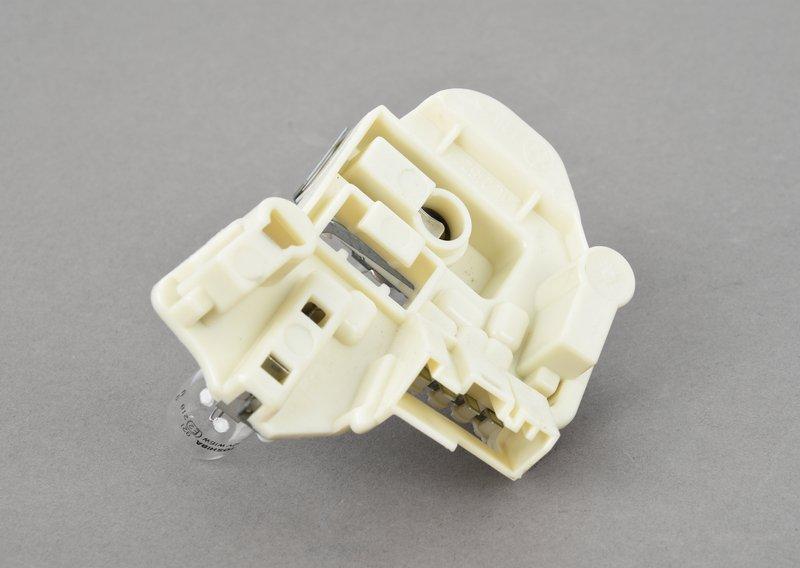 Держ.лампы в блоке зад.фон.в кр.багажн.Л