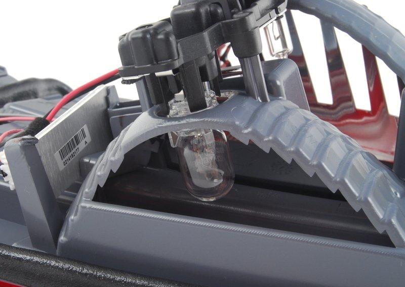 F25 фонарь левый внутренний LED