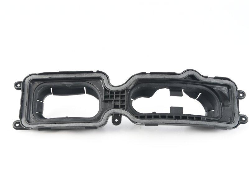 Уплотнитель блока задних фонарей Л