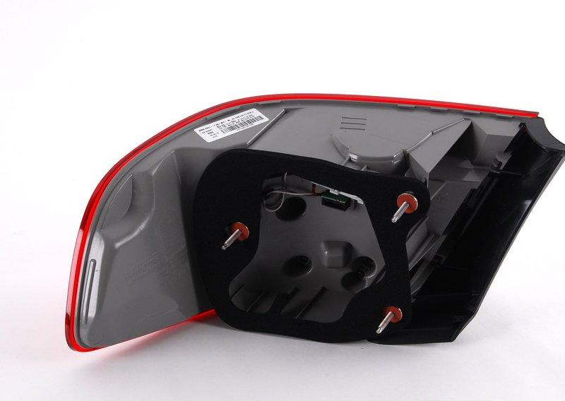 E92N фонарь левый большой