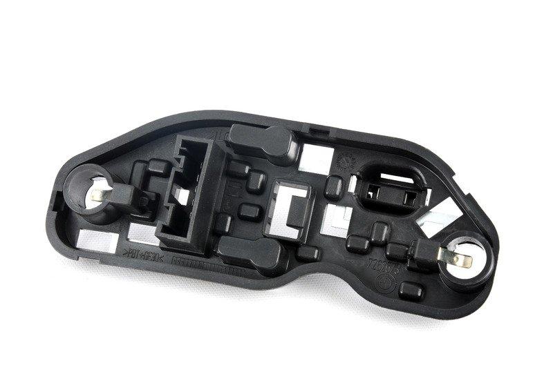 Держ.лампы в блоке зад.фон.в крыле П