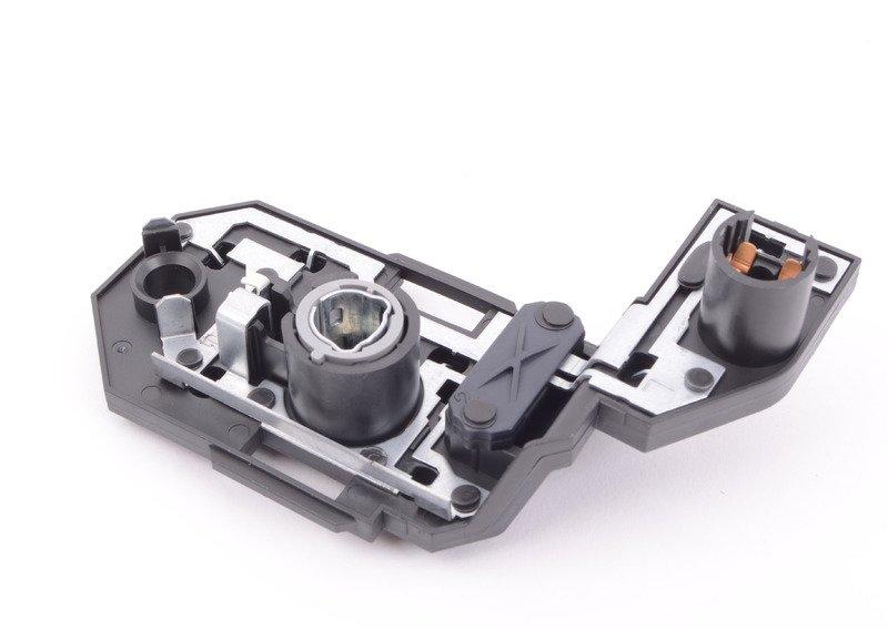 Держ.лампы в блоке зад.фон.в кр.багажн.Л