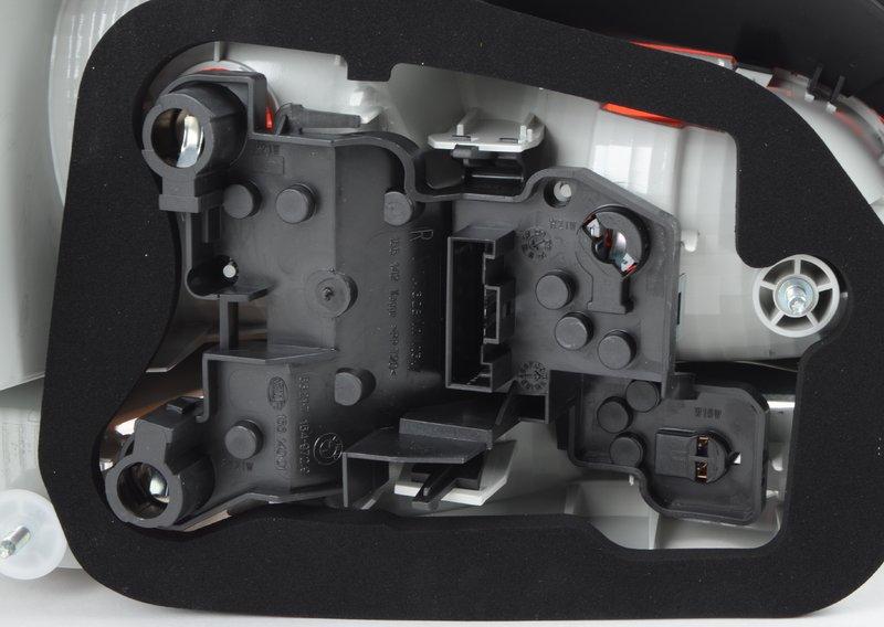 Блок задних фонарей П