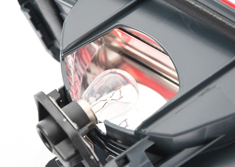 Блок задних фонарей на багажной двери П