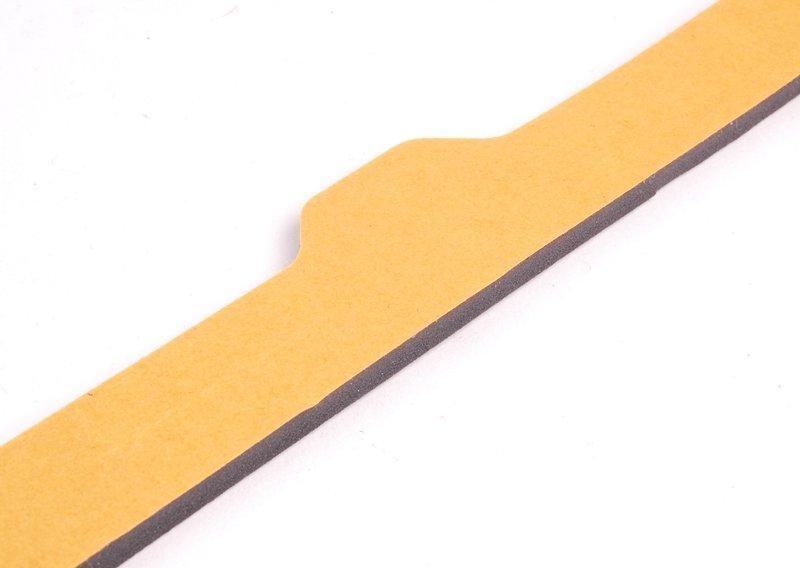 Уплотнитель блока фонарей на баг.двери П