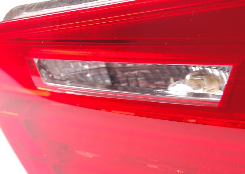 E90N фонарь правый внутренний