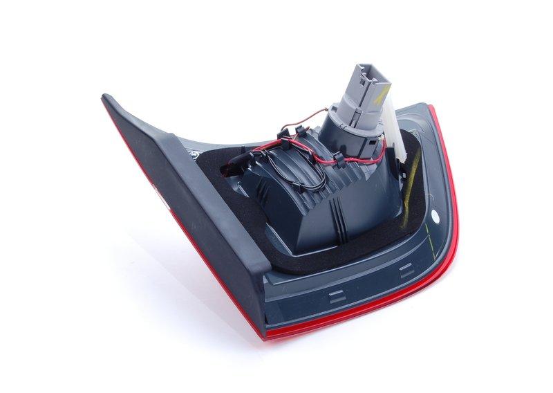 фонарь П в багажник e71lci