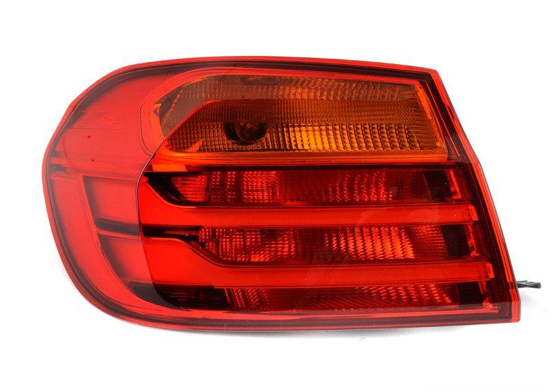 Блок задних фонарей на крыле П