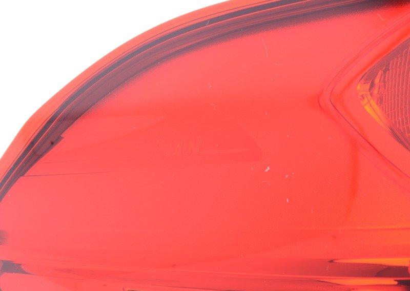 Блок задних фонарей на крыле Л