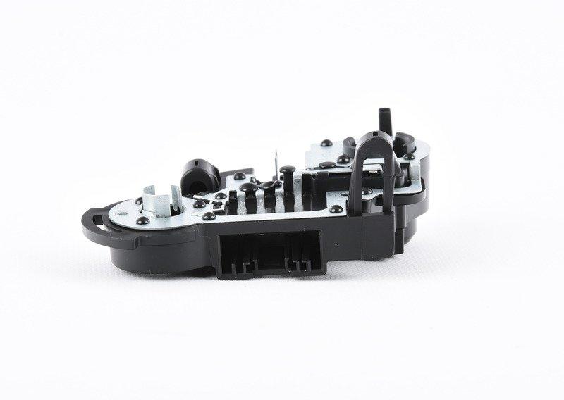 Держ.лампы в блоке зад.фон.в кр.багажн.Л