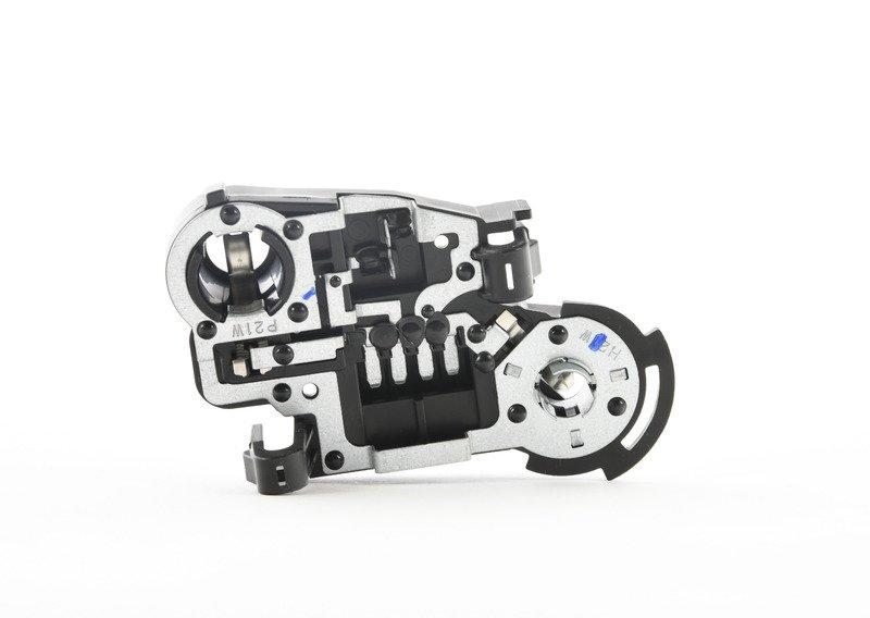 Держ.лампы в блоке зад.фон.в кр.багажн.П