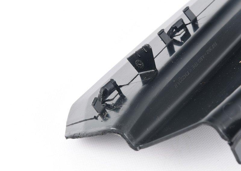 Накладка блока зад.фон.в крышке баг.П