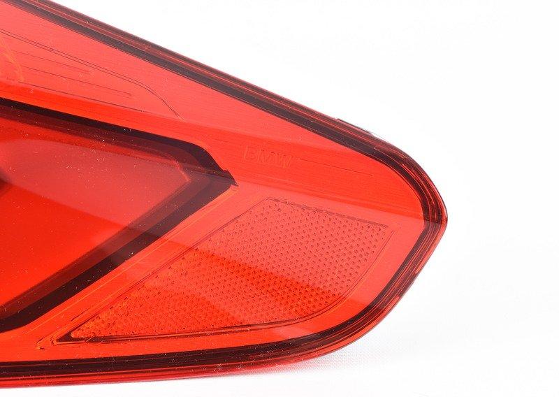 Блок задних фонарей на крыле П