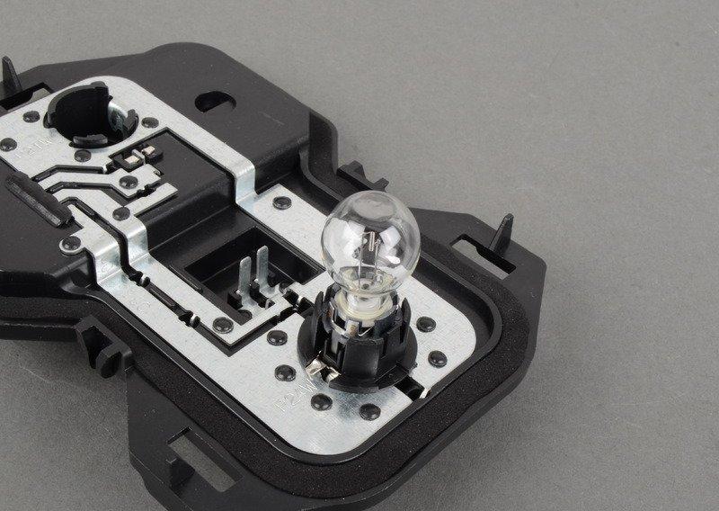 Держ.лампы блока задн.фон.в крыле