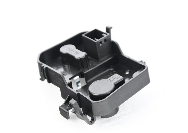 Держ.лампы в блоке зад.фон.в кр.багажн.Л