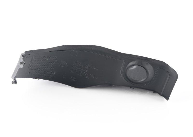 Накладка блока задних фонарей Л