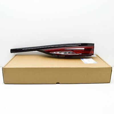 F44 фонарь правый  внутренний