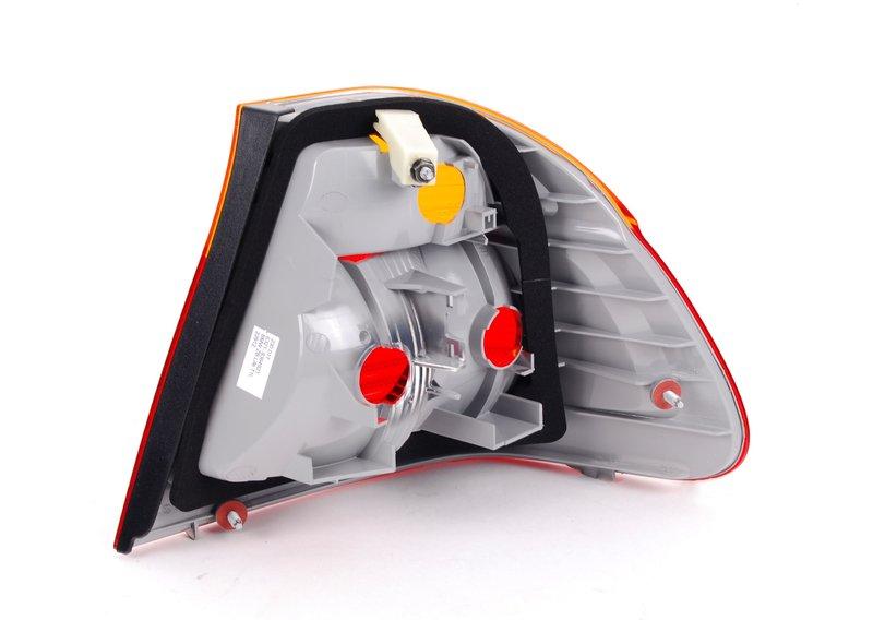 Блок задних фонарей на крыле Л