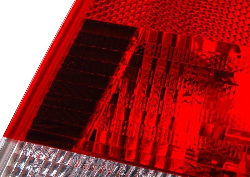 Блок задних фонарей на багажной двери П