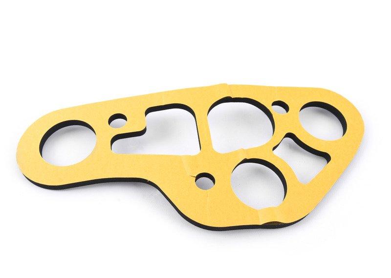 Уплотнитель блока фонарей на крыле Л