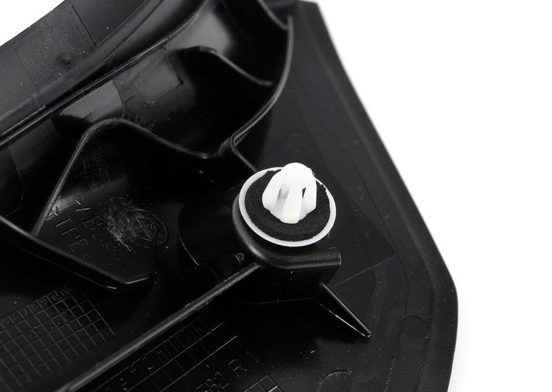 G30 Накладка водосточного желобка П