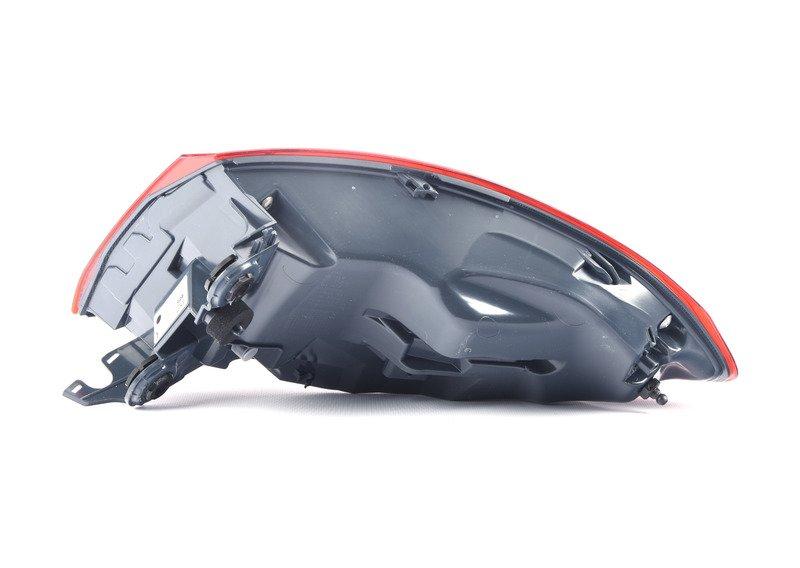 Блок задних фонарей на крыле Л