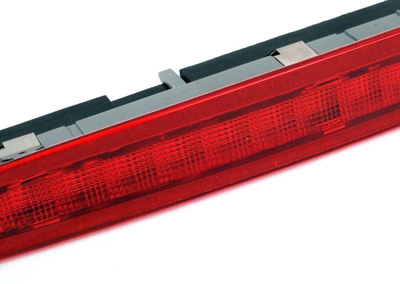 Третий фонарь стоп-сигнала